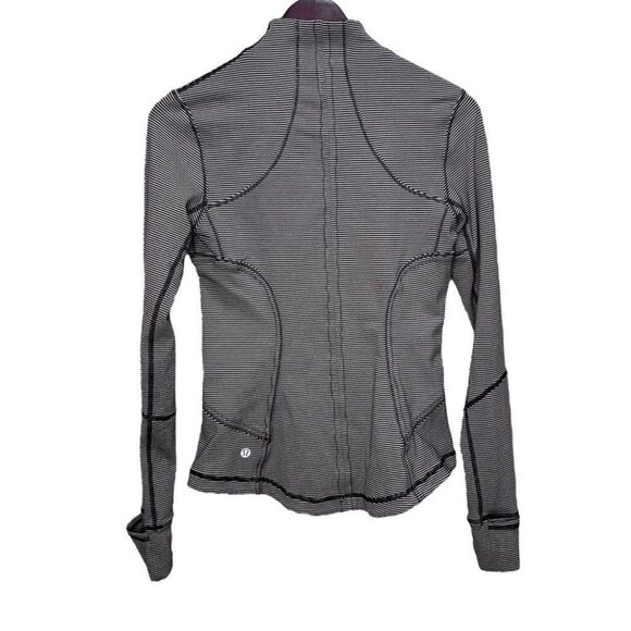Lululemon Forme Striped Jacket Full Zip Size 6 Activewear Sporty - Picture 4 of 15